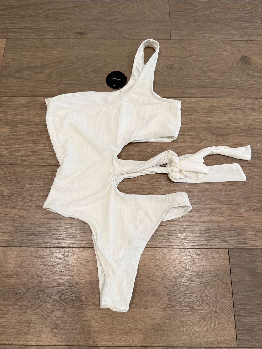 LULUS White Just Add Water Ribbed One-Shoulder Side-Tie Swimsuit One Piece Sz M - Picture 3 of 6